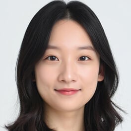 Jun Noh headshot