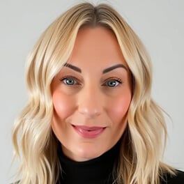 Margie Perry headshot