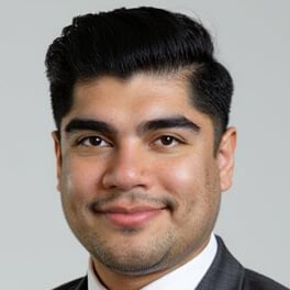 Noel Selva headshot